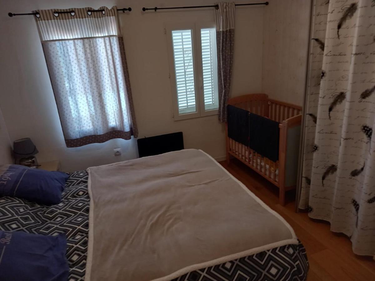 Monleon Villa A 10 Minutos De La Playa 2 Parking Gratuito Roses Exteriér fotografie